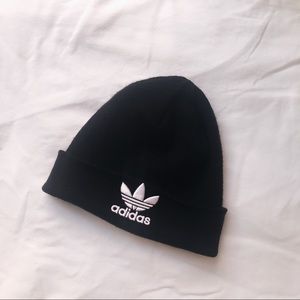 ADIDAS knit beanie